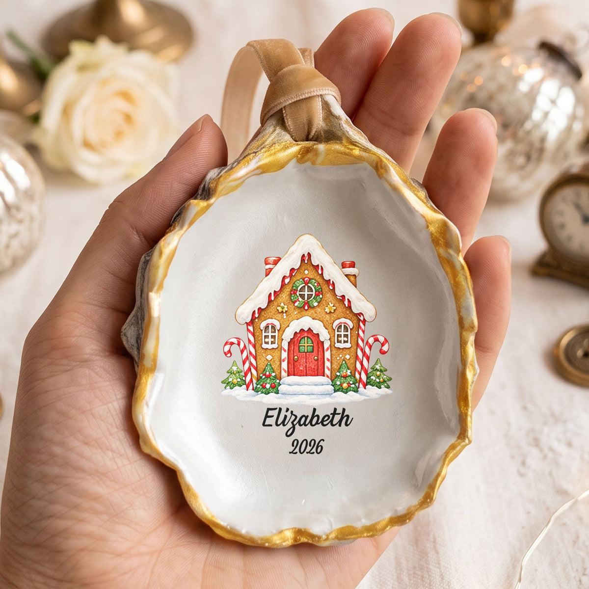 Christmas Family Oyster Shaped Ornament Gifts For Family Members - Personalized Ornament