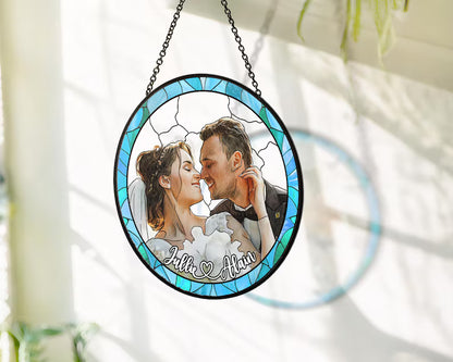 Personalized Photo Portrait Stained Glass Suncatcher – Custom Family Window Hanging, Unique Keepsake Gift for Mom & Grandma