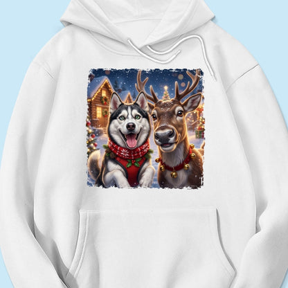 Dog Cat Selfie with Reindeer - Personalized Shirt - Funny Christmas Gift for Pet Lovers