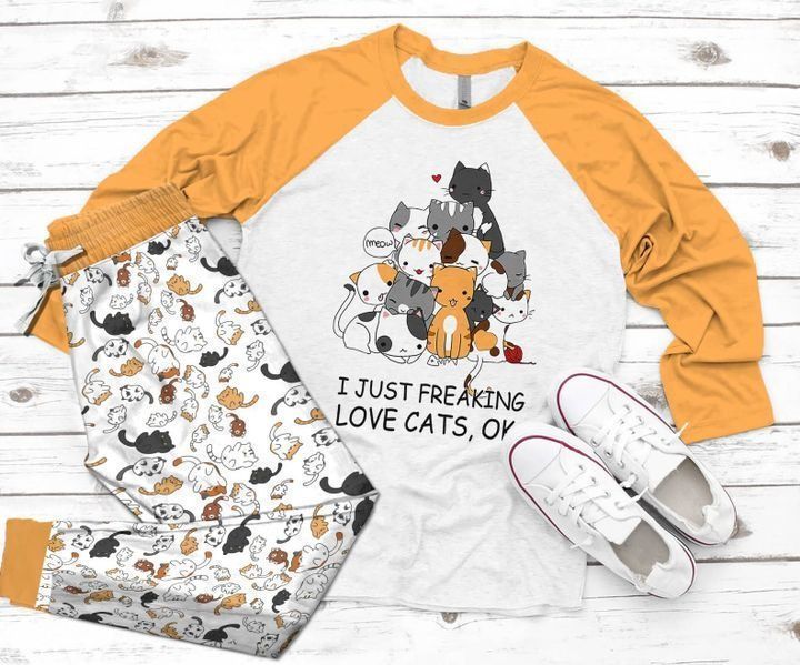 Cat I Just Freaking Love Cat Yellow Good Quality Pajama Set |Sleepwear Pjs Sets | Raglan Shirt Pants Set